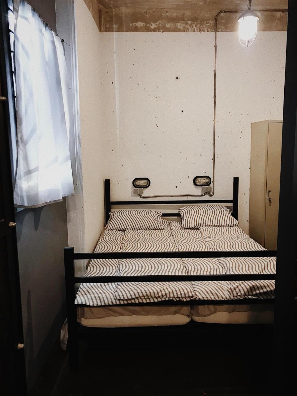 Hostel Alcatraz Kiev Luaran gambar